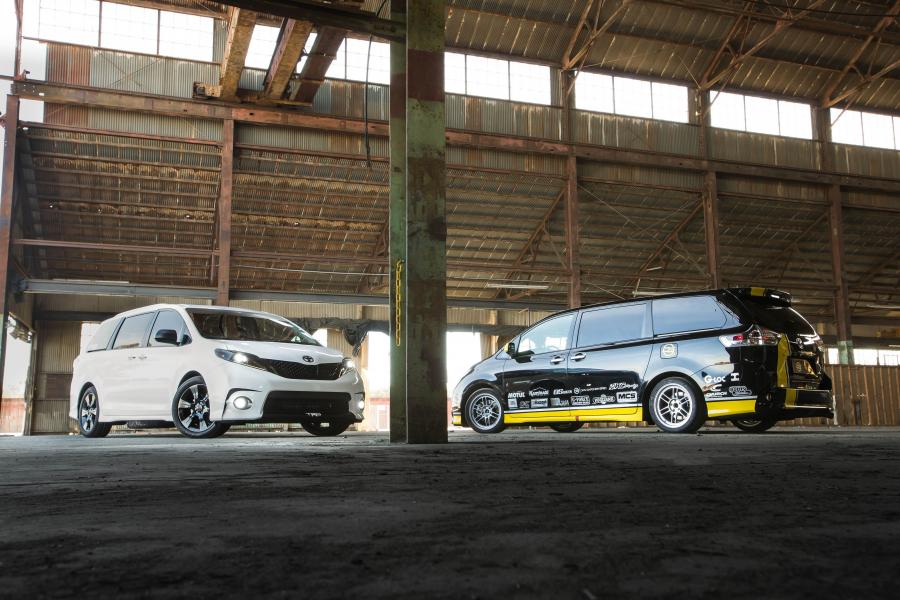  Toyota Sienna SE + Concept 2016 года  (фото 8 из 14)
